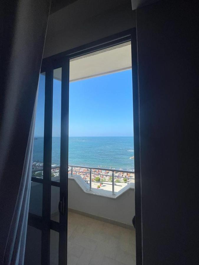 Hotel Ferrara Durrës Kültér fotó