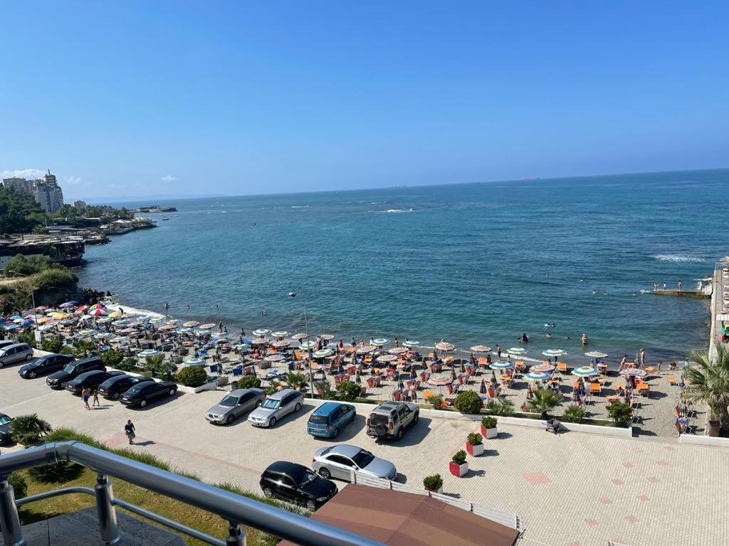 Hotel Ferrara Durrës Kültér fotó
